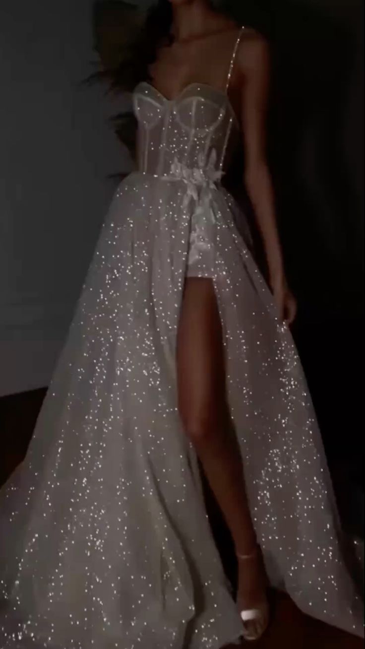 A Line Spaghetti Straps Sparkly Bohemian Wedding Dress fg3982