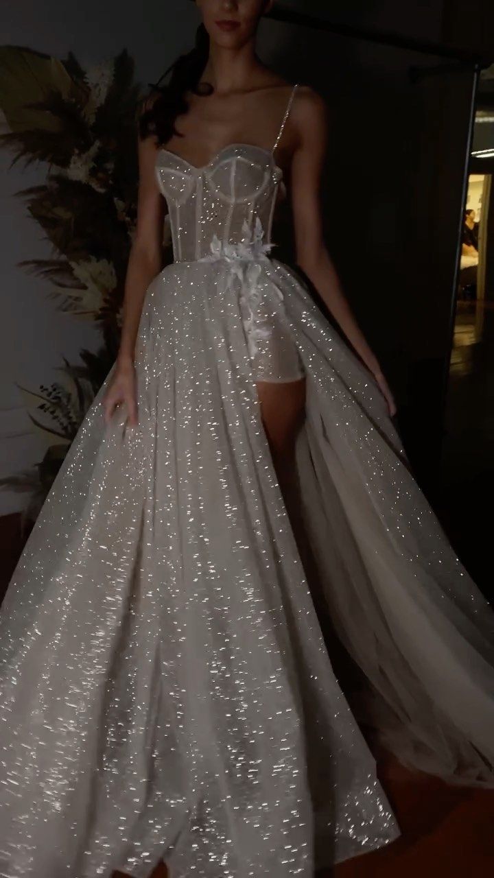 A Line Spaghetti Straps Sparkly Bohemian Wedding Dress fg3982