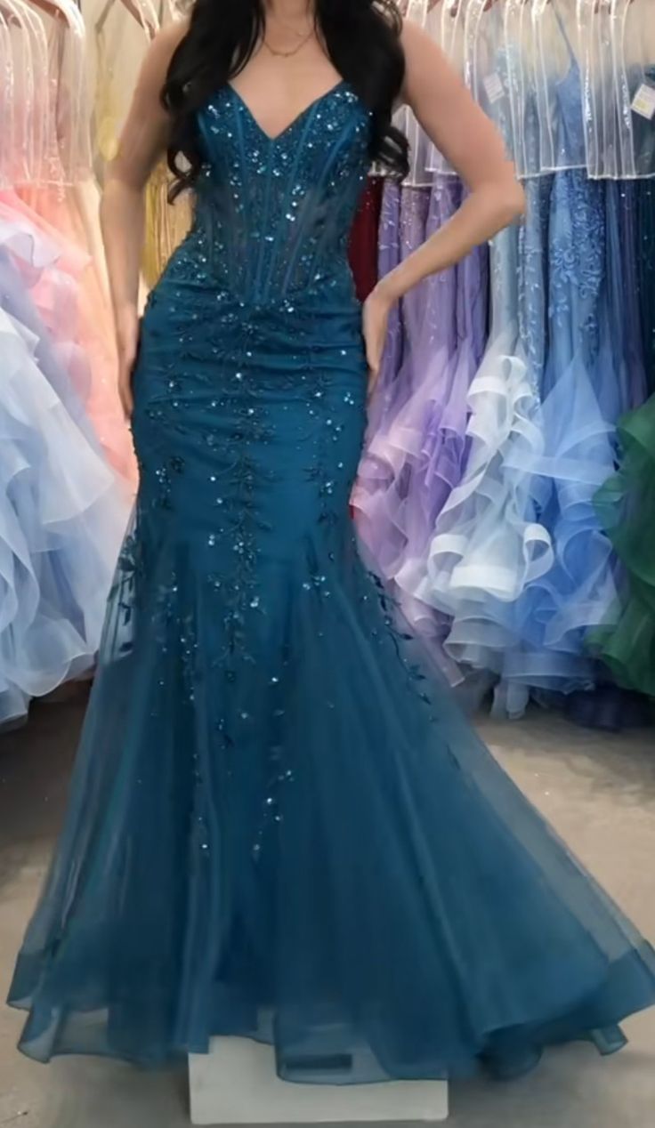 Sexy V-Neck Applique Tulle Mermaid Long Prom Dress fg6989