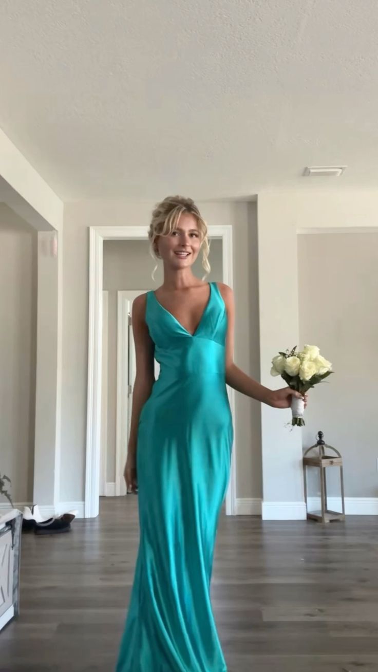Sexy V Neck Sleeveless Evening Dress Long Prom Dresses Online fg6680