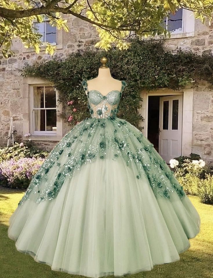 A Line Green Tulle Quinceanera Dress Lace Appliques Ball Gown fg6507