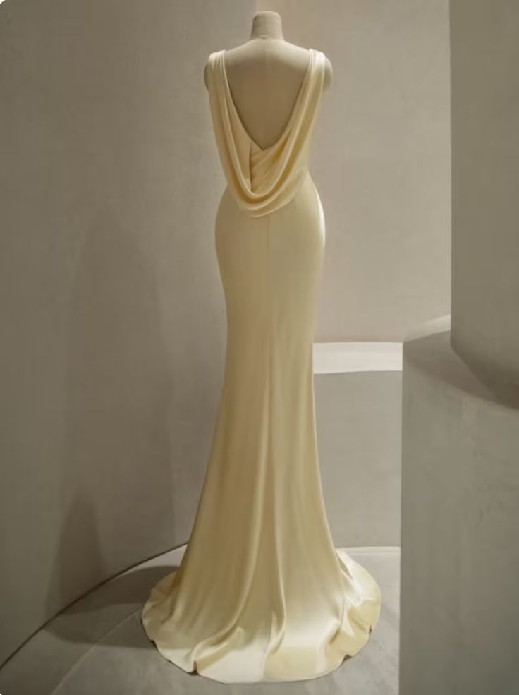 Pastel Yellow Satin Backless Mermaid Long Prom Dress fg6689