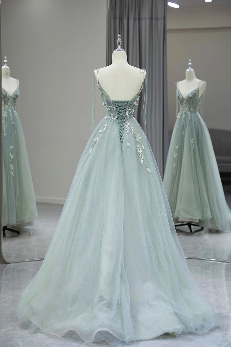 Stilvolles Spaghettiträger-Tüll-Bodenlanges Abendkleid Grau-Grün V-Ausschnitt Rückenfreies Partykleid fg6350