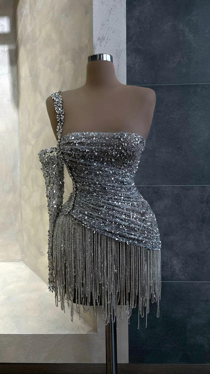 Silver Beaded Cocktail Dress With Long Tassel Fringes One Sleeve Crystal Sequin Sparkly Short Homecoming Wear fg6592