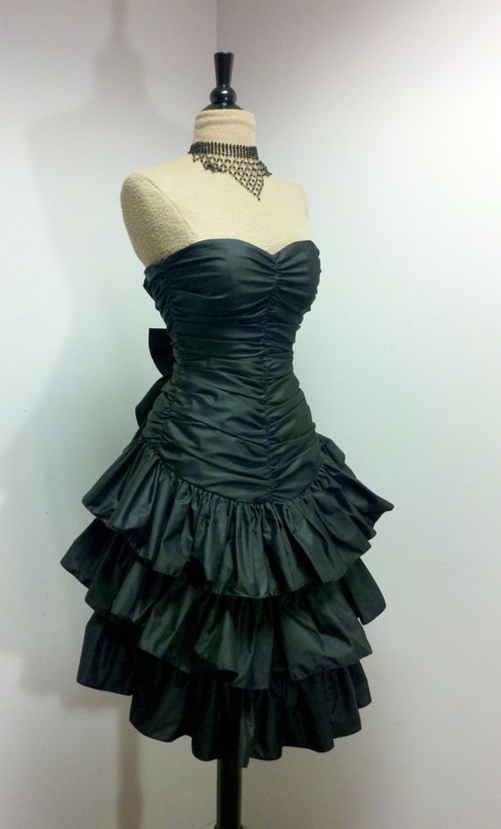 Vintage Short Party Dress Strapless Ruffles Homecoming Dress fg6331