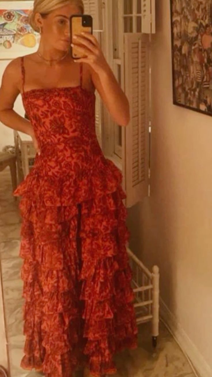 Popular Spaghetti Straps Floor Length Prom Dress New Fashion Tiered Evening Dress fg3074