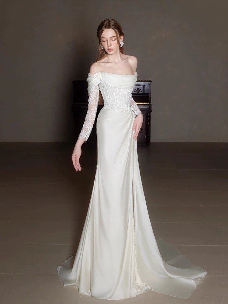 Elegant Off Shoulder Lace Wedding Dress Long Bridal Gown fg7561