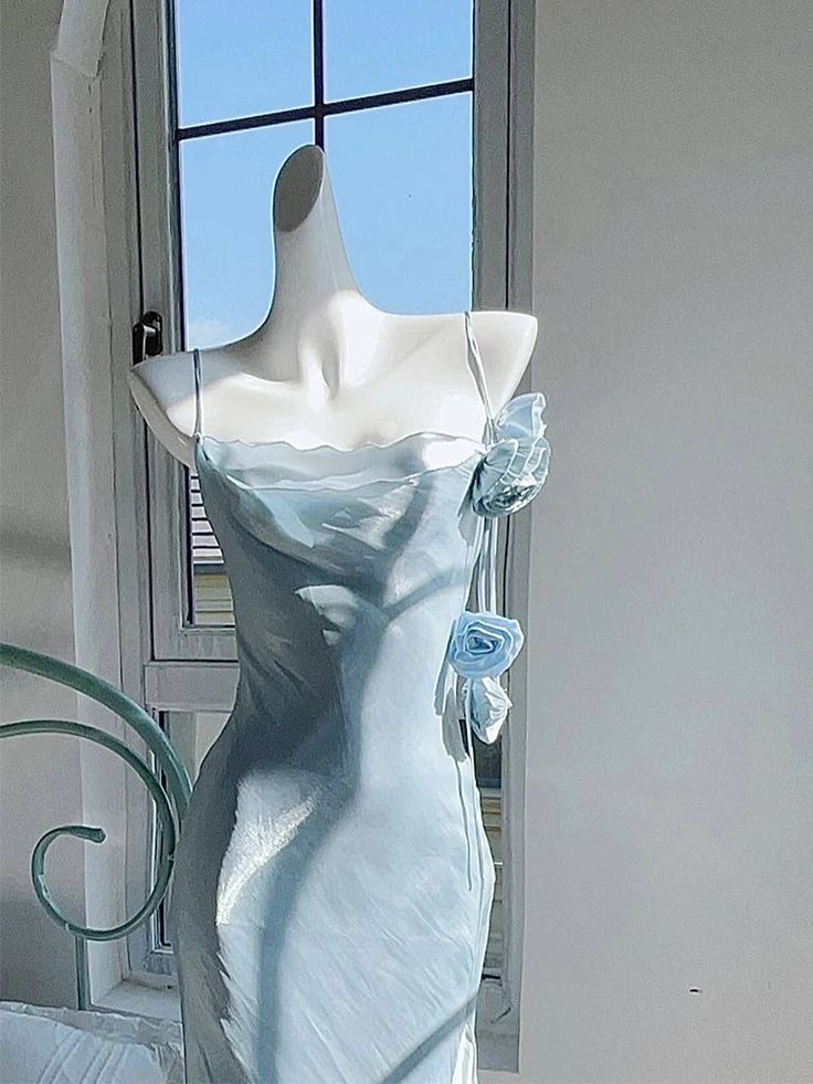 Robe élégante à bretelles spaghetti pour femme, motif rose, col bateau plissé, robe de fête d'anniversaire irrégulière, fg5845