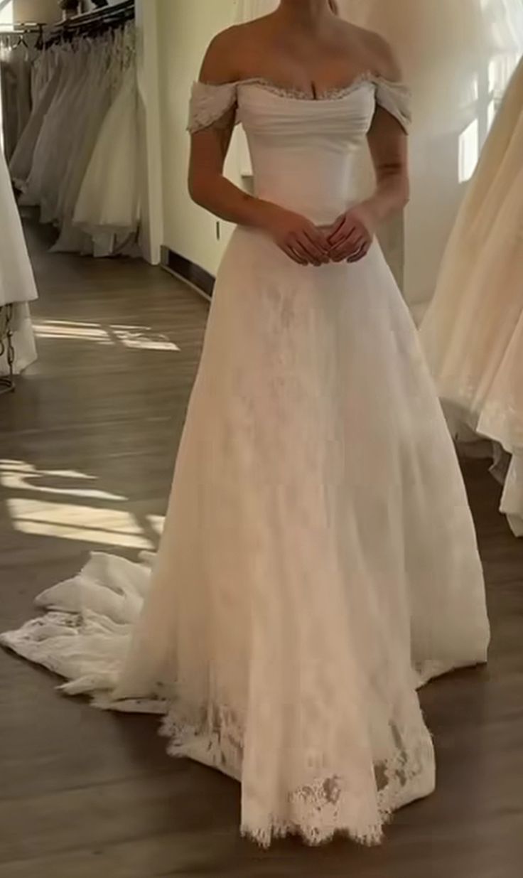 A Line White Off Shoulder Long Princess Wedding Dress fg8132