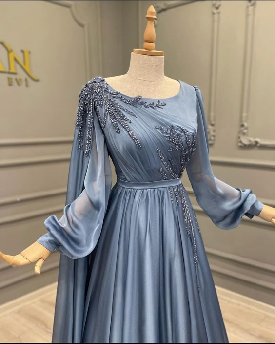 Elegant Blue Chiffon Gown with Embellished Sleeves Evening Dress fg6652