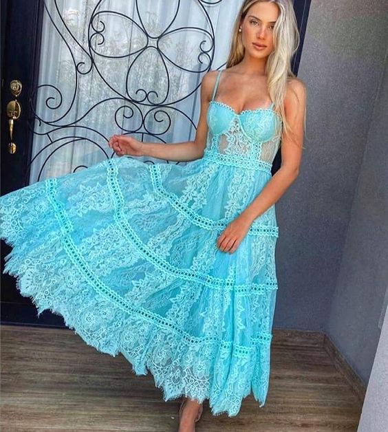 Superbe robe de bal de fin d'année en dentelle trapèze fg4720