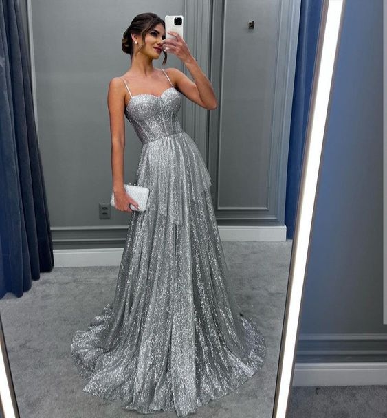 Robe de bal trapèze sexy à bretelles spaghetti et paillettes argentées, décolleté en cœur, 2023, fg4184