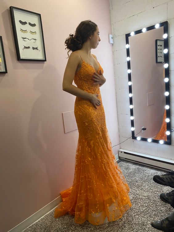 Robe longue de soirée orange en tulle avec appliques en dentelle, fg4178