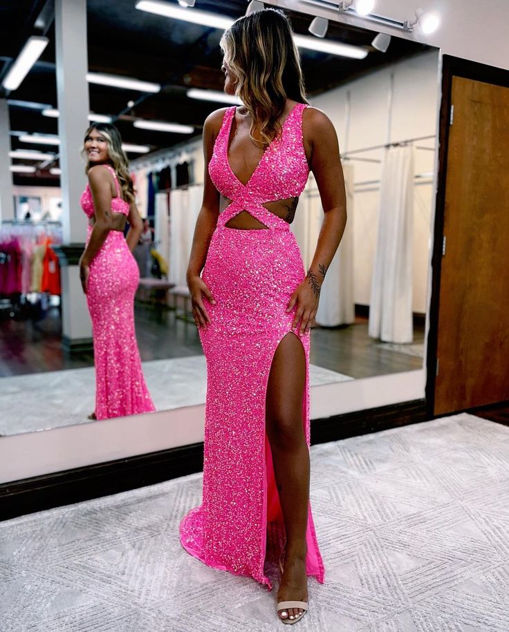 Charming Glitter Mermaid V Neck Hot Pink Sequins Prom Dresses with Slit fg4298