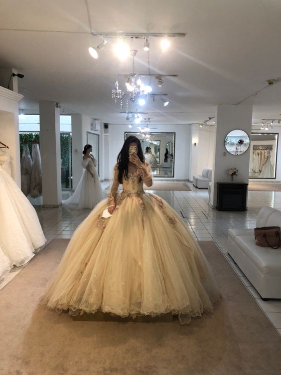 A Line Champagne Tulle Prom Dress With Flowers Puffy Quinceanera Dresses Ball Gown fg3964