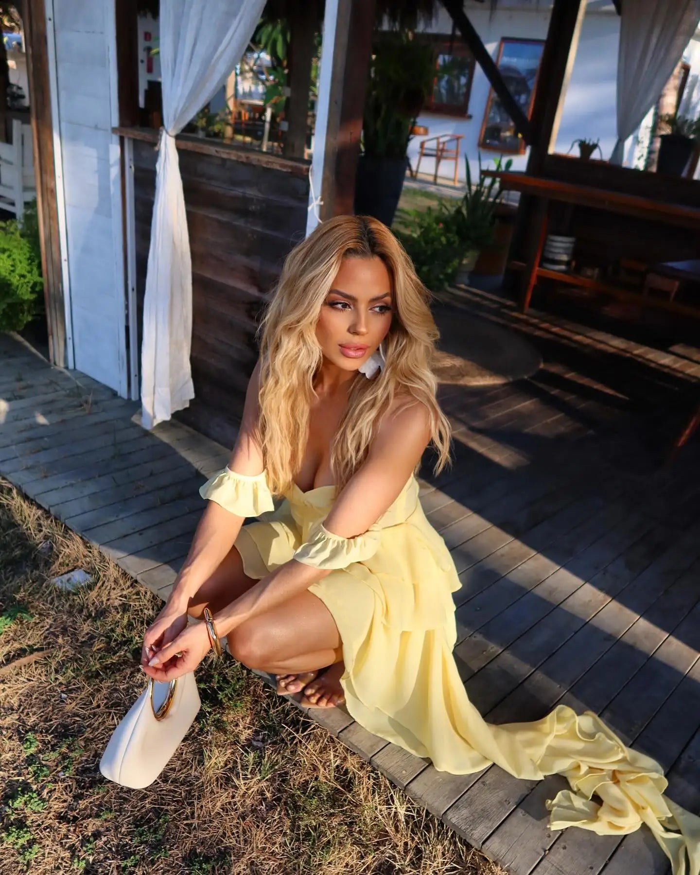 Ruffle Dress Women Summer Party Off Shoulder Dresses Elegant Mini Party Dress fg7838