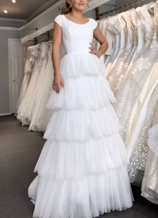 White Multi-layer Tulle Wedding Dresses Long White Prom Gown fg4481