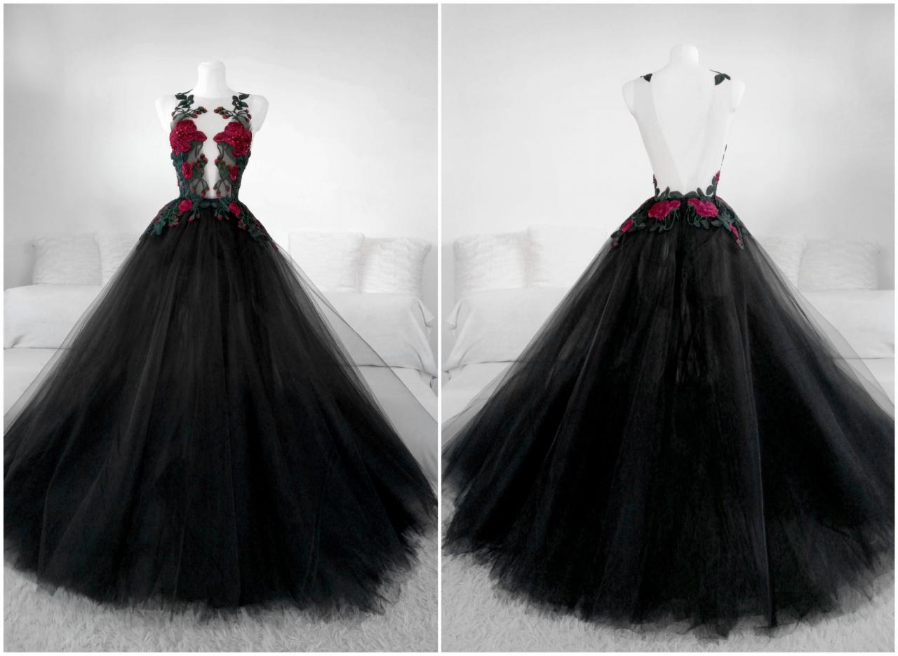 Magnifique robe longue noire en tulle avec appliques en dentelle, robe de soirée noire fg4175