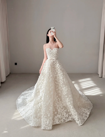 Sweetheart Neck Flower Lace Wedding Dress Elegant Wedding Gowns fg8694