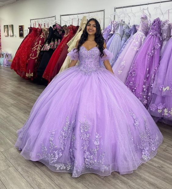 Sparkly Lavender Princess Quinceanera Dress Ball Gown Short Sleeve Lace Appliques Corset Sweet 15 Prom Dresses fg2809