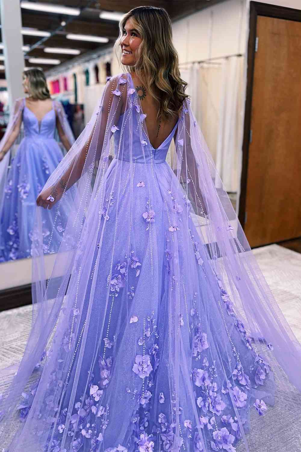 Robe de soirée princesse lavande en tulle à fleurs 3D avec cape fg3294