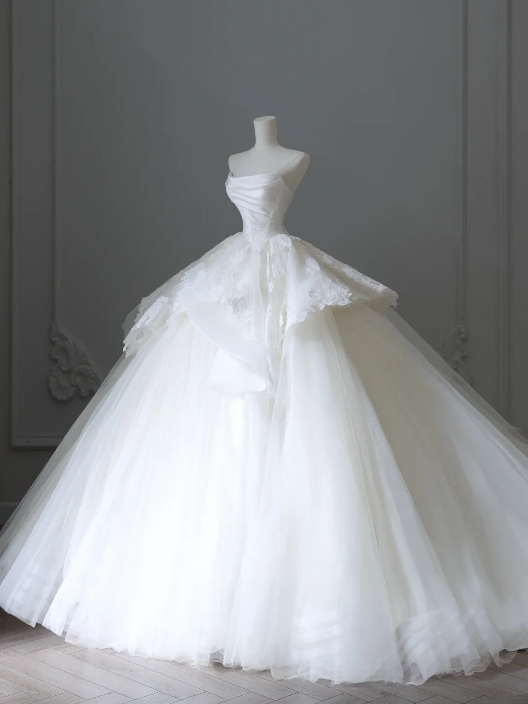 A Line Ball Gown White Tulle Long Wedding Dress Princess Bridal Gown       fg7396