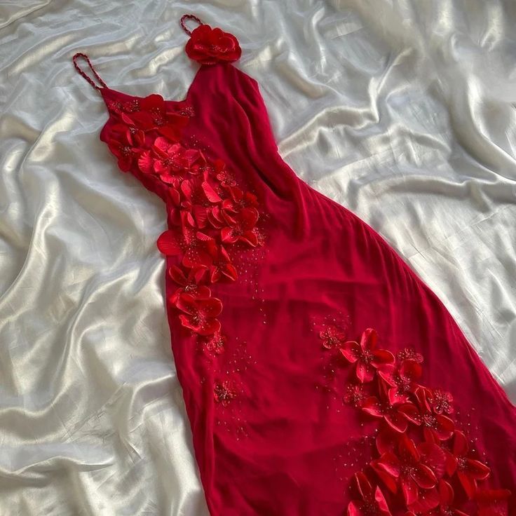 Rotes Ballkleid mit V-Ausschnitt, langes Abendkleid mit Blumen fg7048