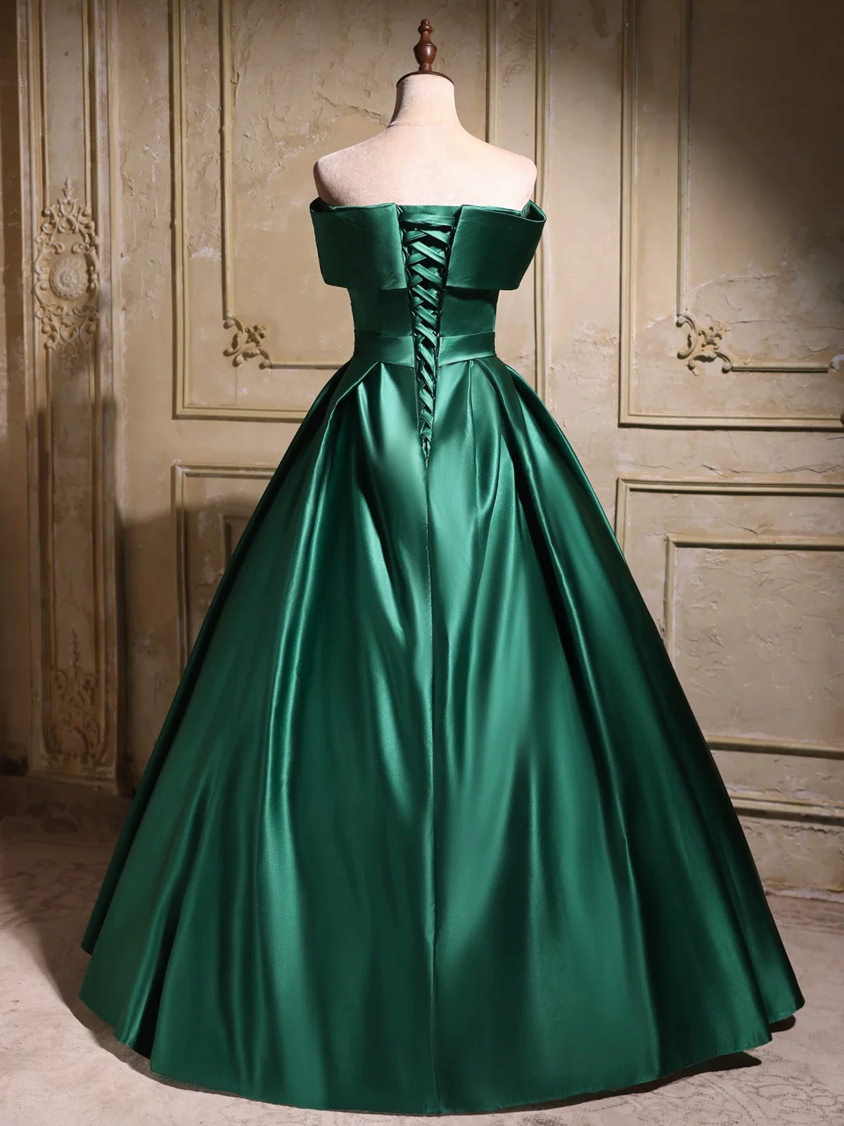 Elegant Emerald Green Satin Off-Shoulder Prom Dress, Long A-Line Formal Dress  fg8742