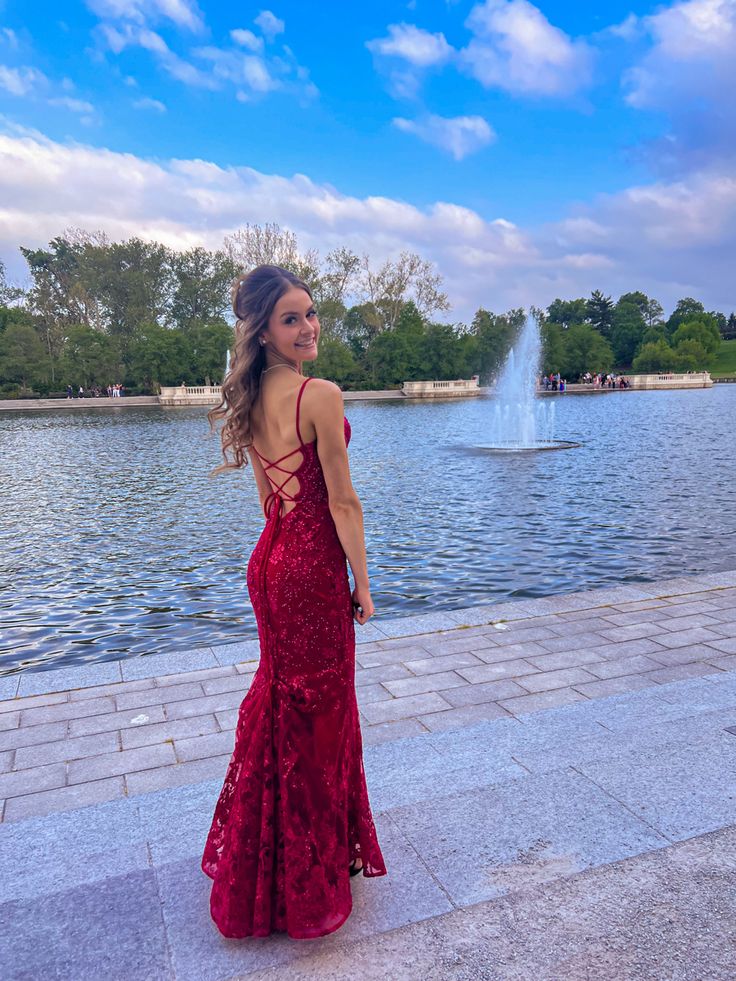 Burgundy Mermaid Lace Sequins Prom Dress Formal Wear Dresses    fg6922