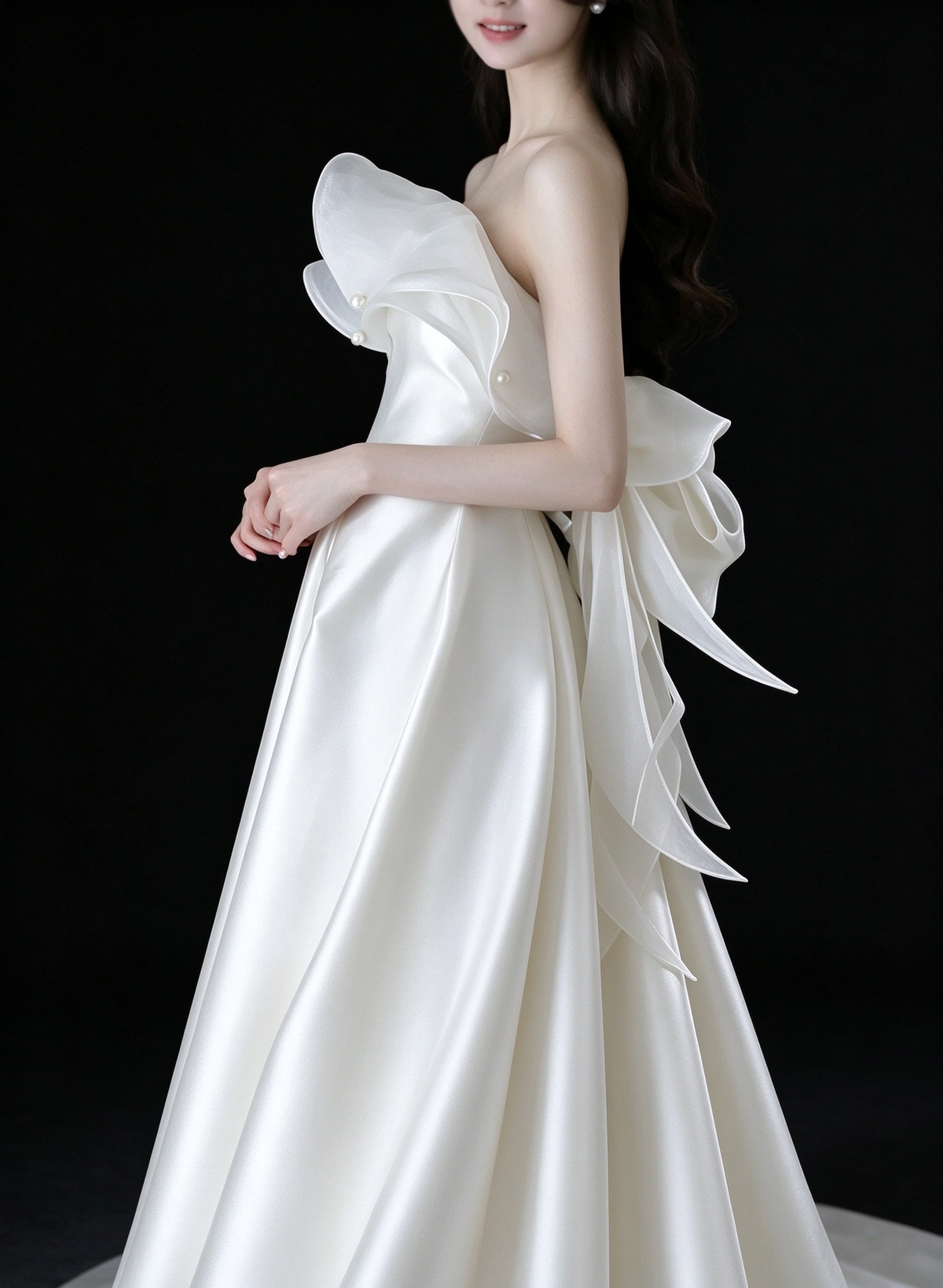 White Strapless Ruffle Pearl Bow Satin Wedding Dress fg9114