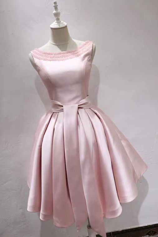 Robe de soirée à col rond, robe sans manches en satin avec perles fg6389