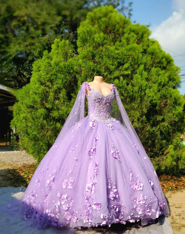 Puffy Ball Gown Quinceanera Dresses Purple with Butterflies Lace Tulle for Girls Sweet 15 16 Birthday Dress       fg5468