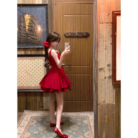 Stunning red princess dress for women, perfect for summer  A145