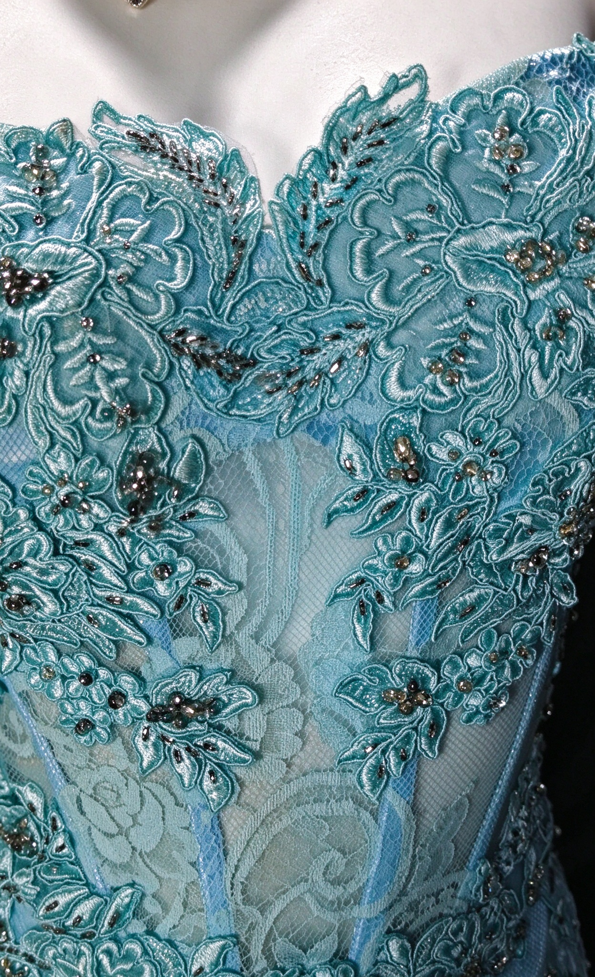 Strapless Sweetheart Sheer Corset Chiffon Overskirt Evening Gown with Beaded Lace Appliqués  fg8945