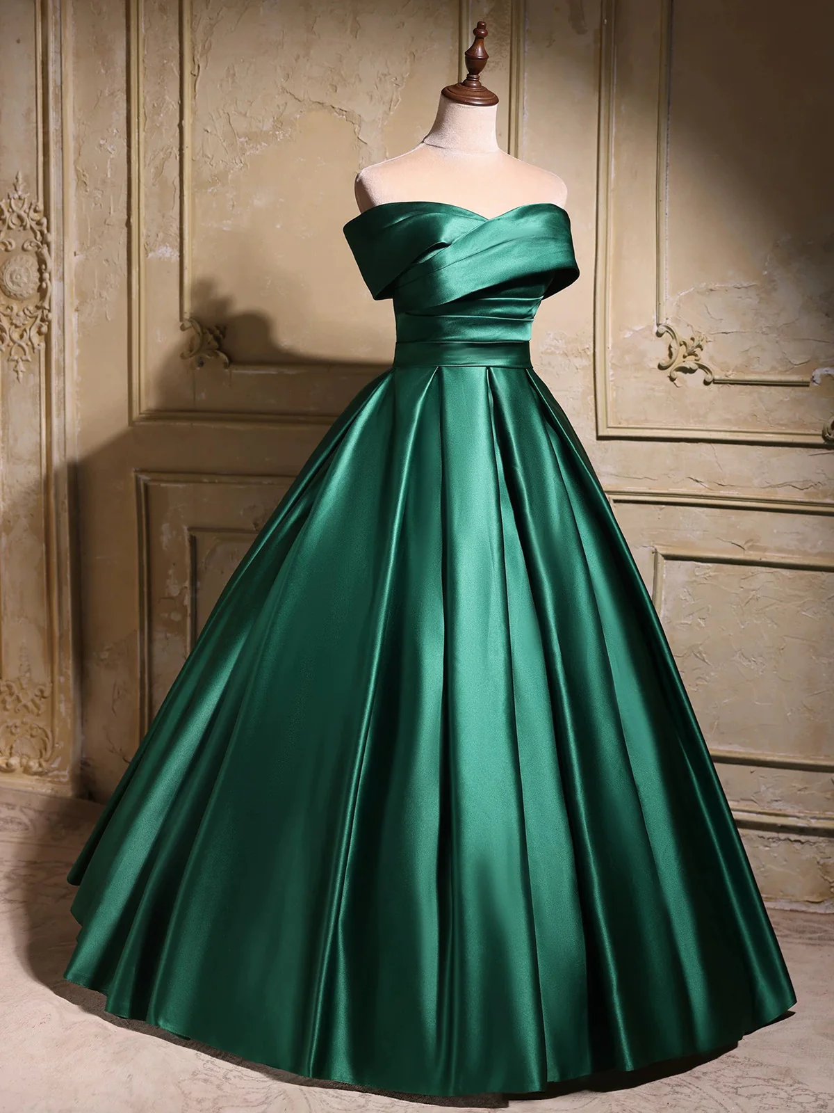 Elegant Emerald Green Satin Off-Shoulder Prom Dress, Long A-Line Formal Dress  fg8742