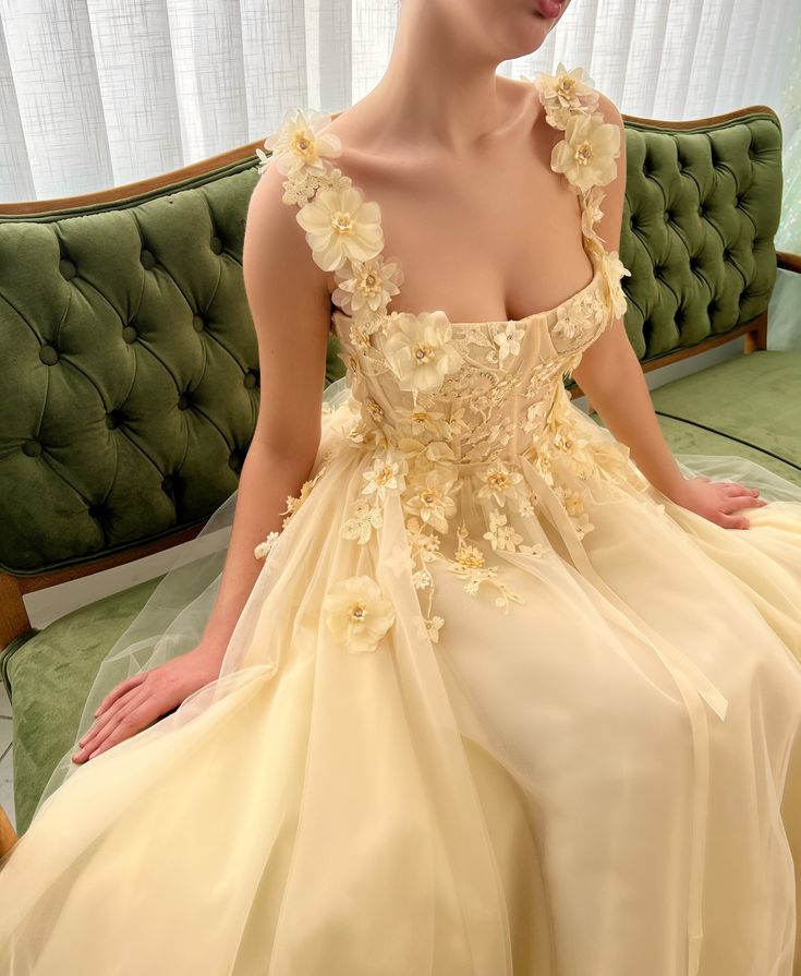 A-Linie Quadratischer Bodenlanger Ärmelloser offener Rücken Applikationen Spitze Ballkleid fg5000
