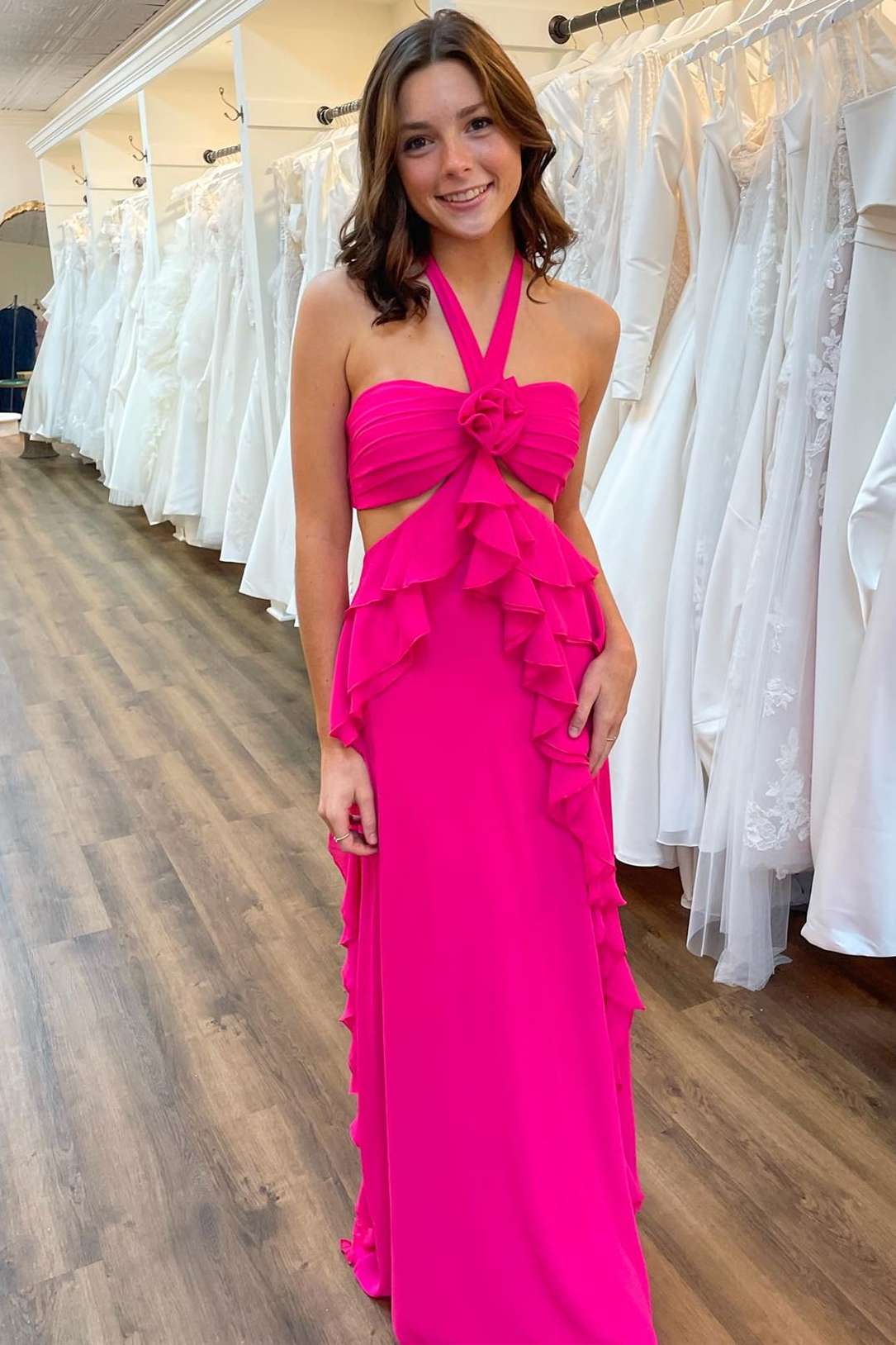 Robe de bal longue à volants et découpes dos nu fg4732