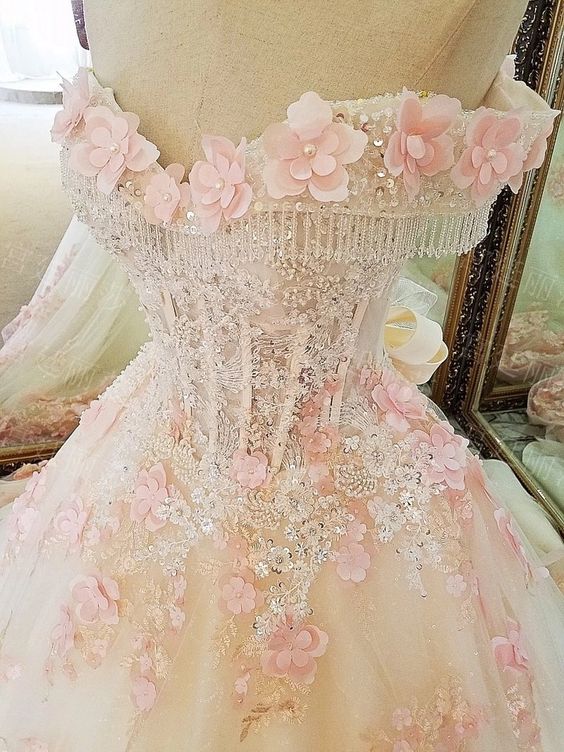 Sweet 16 Dresses Pink Lace Floral Prom Dresses Ball Gown Off The Shoulder Elegant Beaded Luxury Prom Gown        fg4334