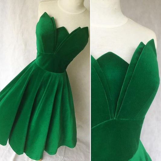 Green Velvet Party Dresses Short Prom Dress Homecoming Dress    fg3544