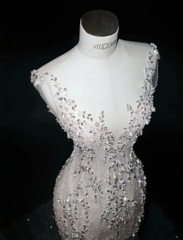 V Neck Beading Wedding Dress Ivory Sexy Wedding Gowns  fg8671