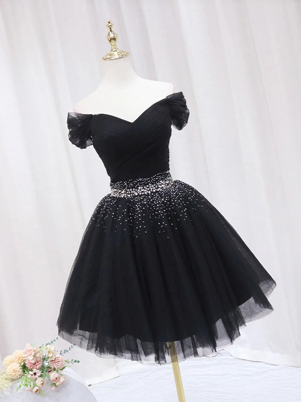 Black Off Shoulder Tulle Sequin Short Prom Dress, Black Homecoming Dresses       fg3411
