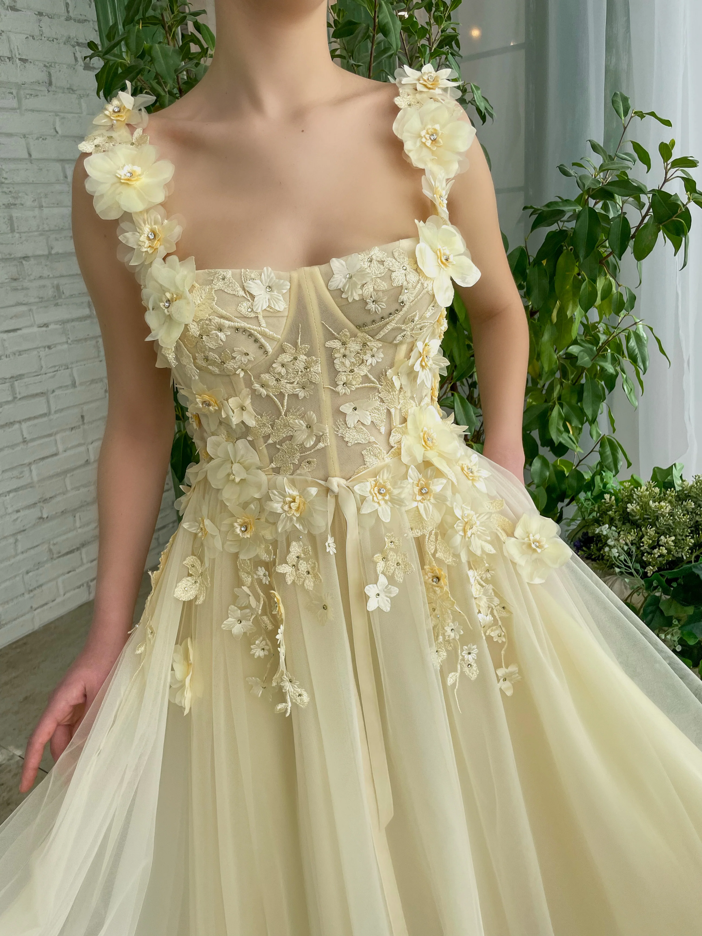 A-Linie Quadratischer Bodenlanger Ärmelloser offener Rücken Applikationen Spitze Ballkleid fg5000