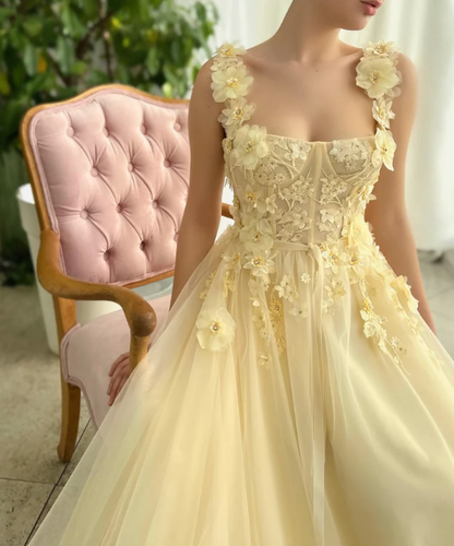 A-Linie Quadratischer Bodenlanger Ärmelloser offener Rücken Applikationen Spitze Ballkleid fg5000