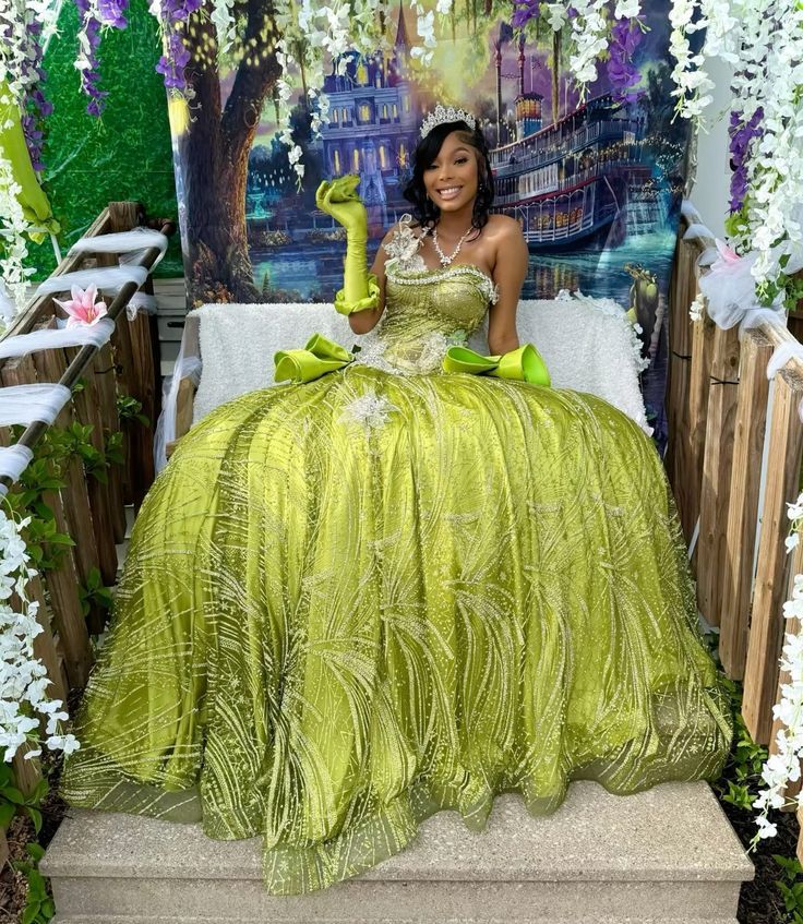 Sweetheart Ball Gown Green Long Prom Dresses Sparkly Rhinestone Tulle Green Sweet 16 Dress fg8536