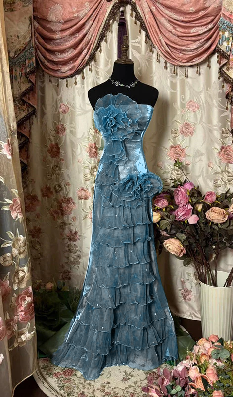 Grünes trägerloses langes Ballkleid, Lange Abendkleider fg7146