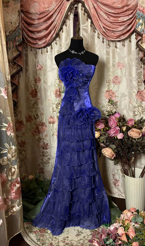 Grünes trägerloses langes Ballkleid, Lange Abendkleider fg7146