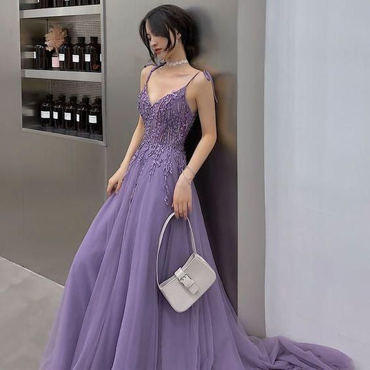 lavender evening dresses a-line / princess v-neck sleeveless appliques dresses     fg2085